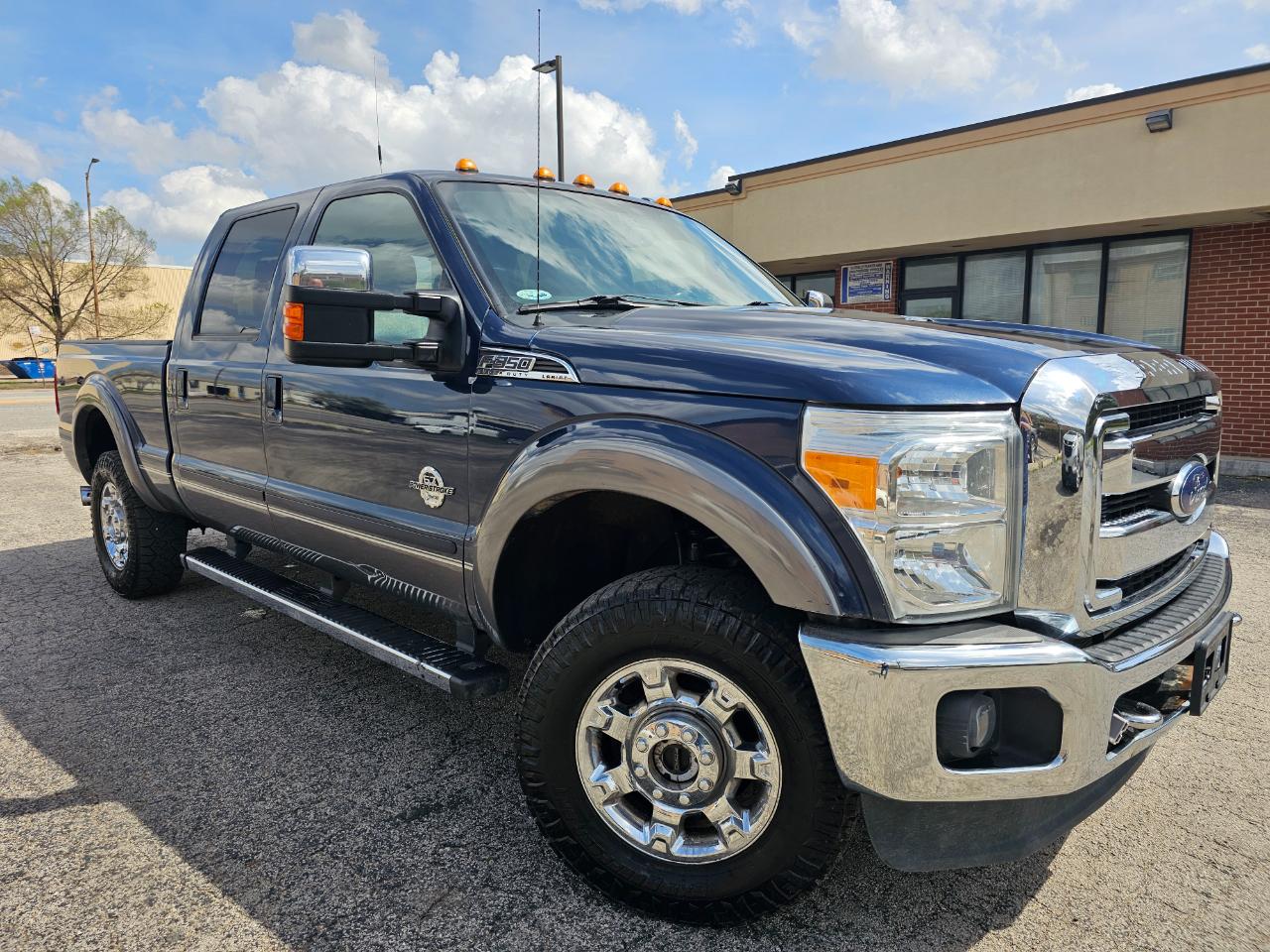 Ford Super Duty F-350 SRW 4WD Crew Cab 156" Lariat 2014