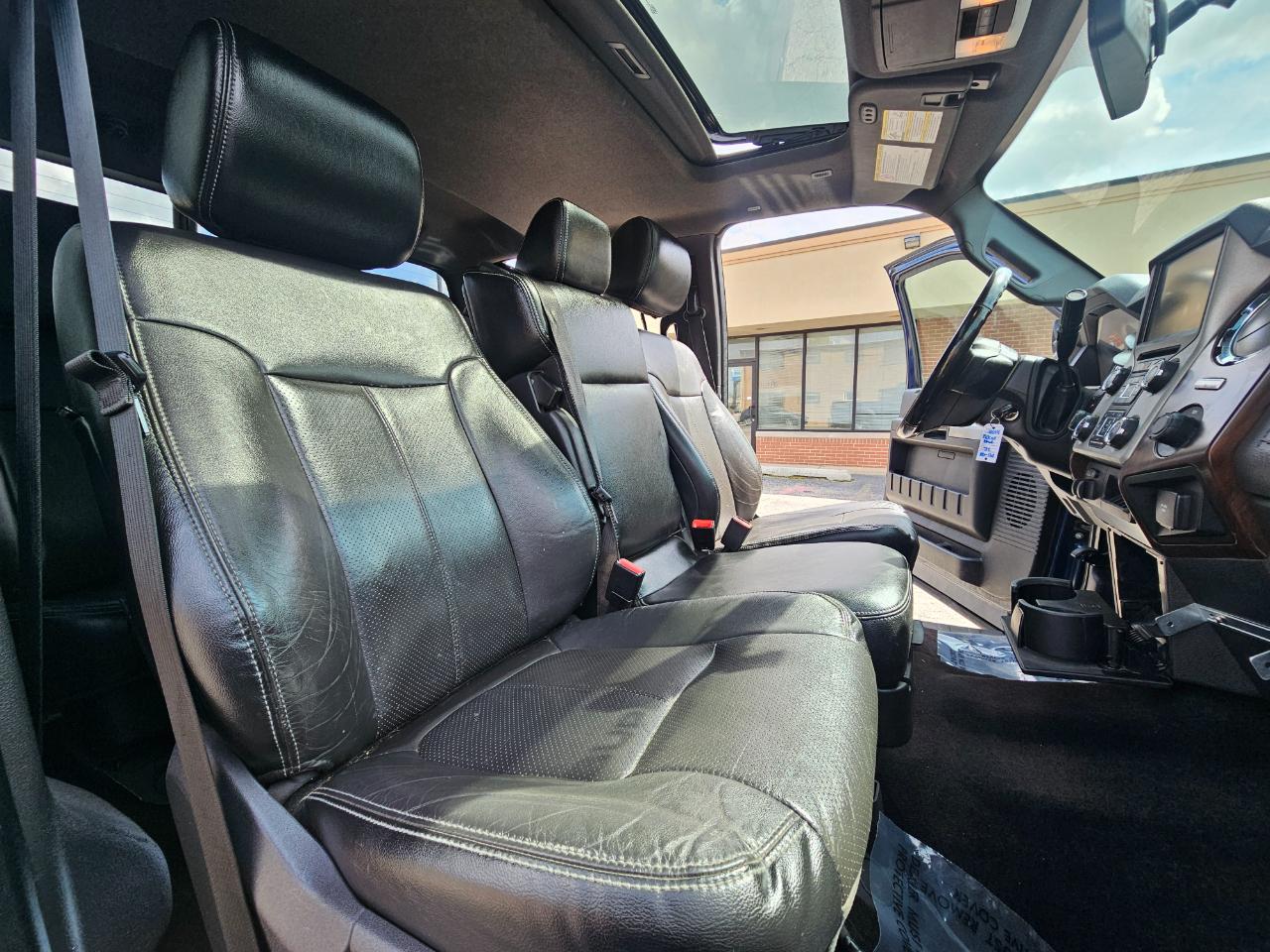 Ford Super Duty F-350 SRW 4WD Crew Cab 156" Lariat 2014