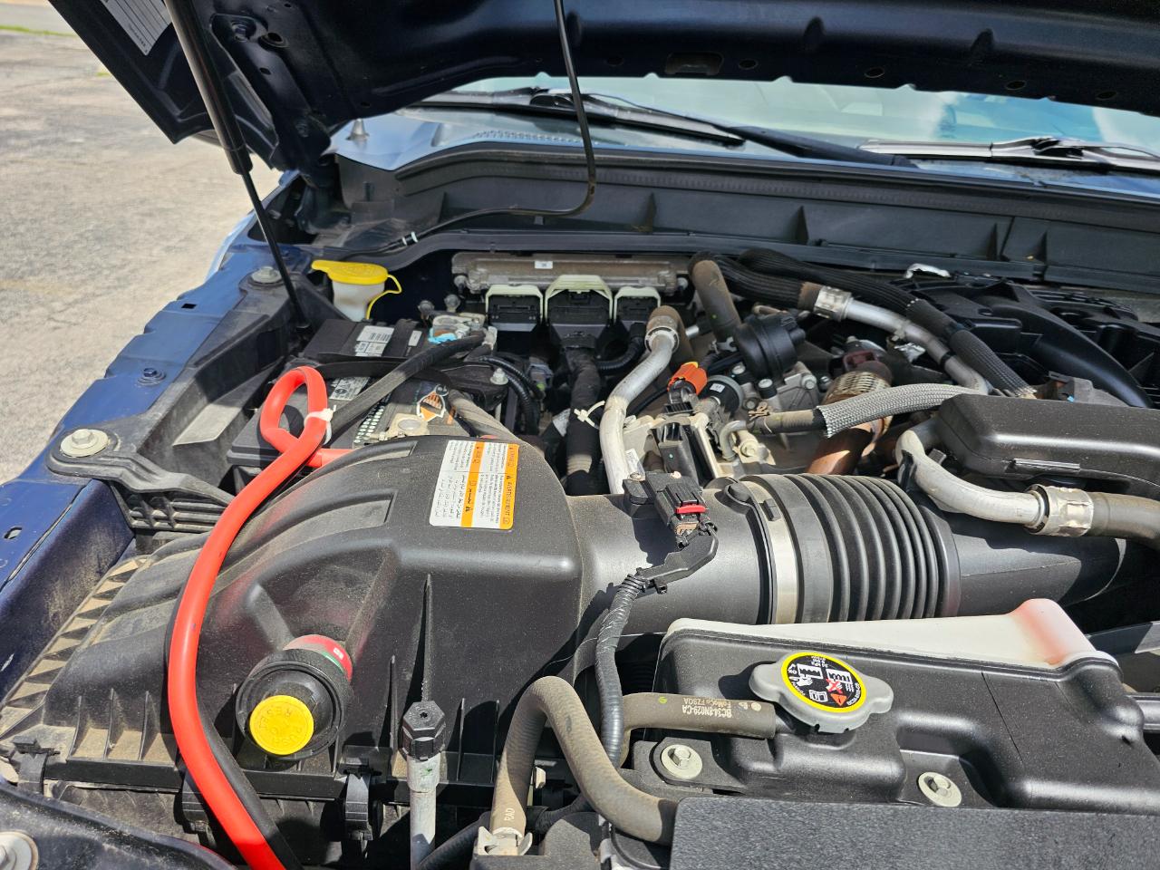 Ford Super Duty F-350 SRW 4WD Crew Cab 156" Lariat 2014