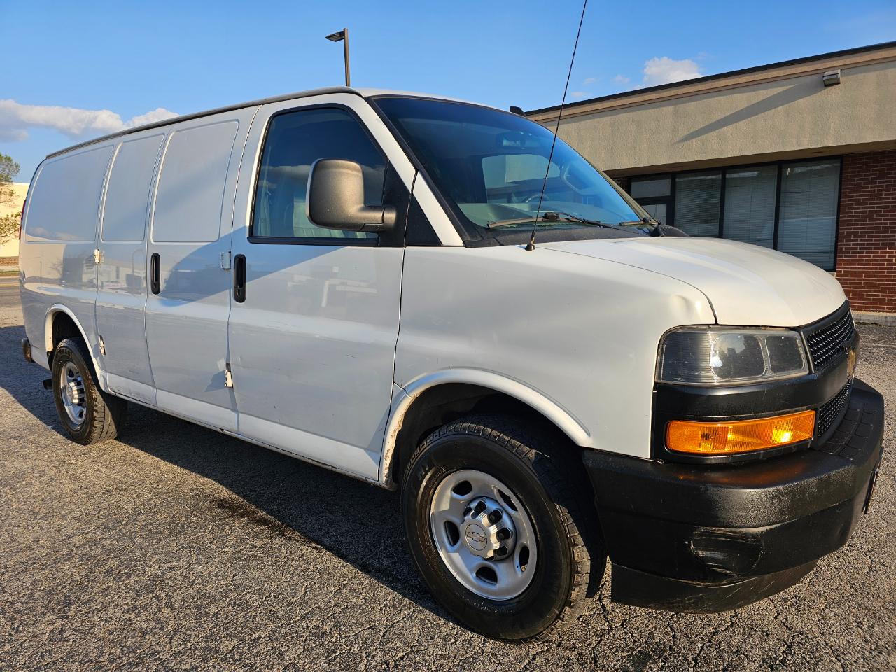 2019 Chevrolet Express Cargo Van RWD 2500 135"