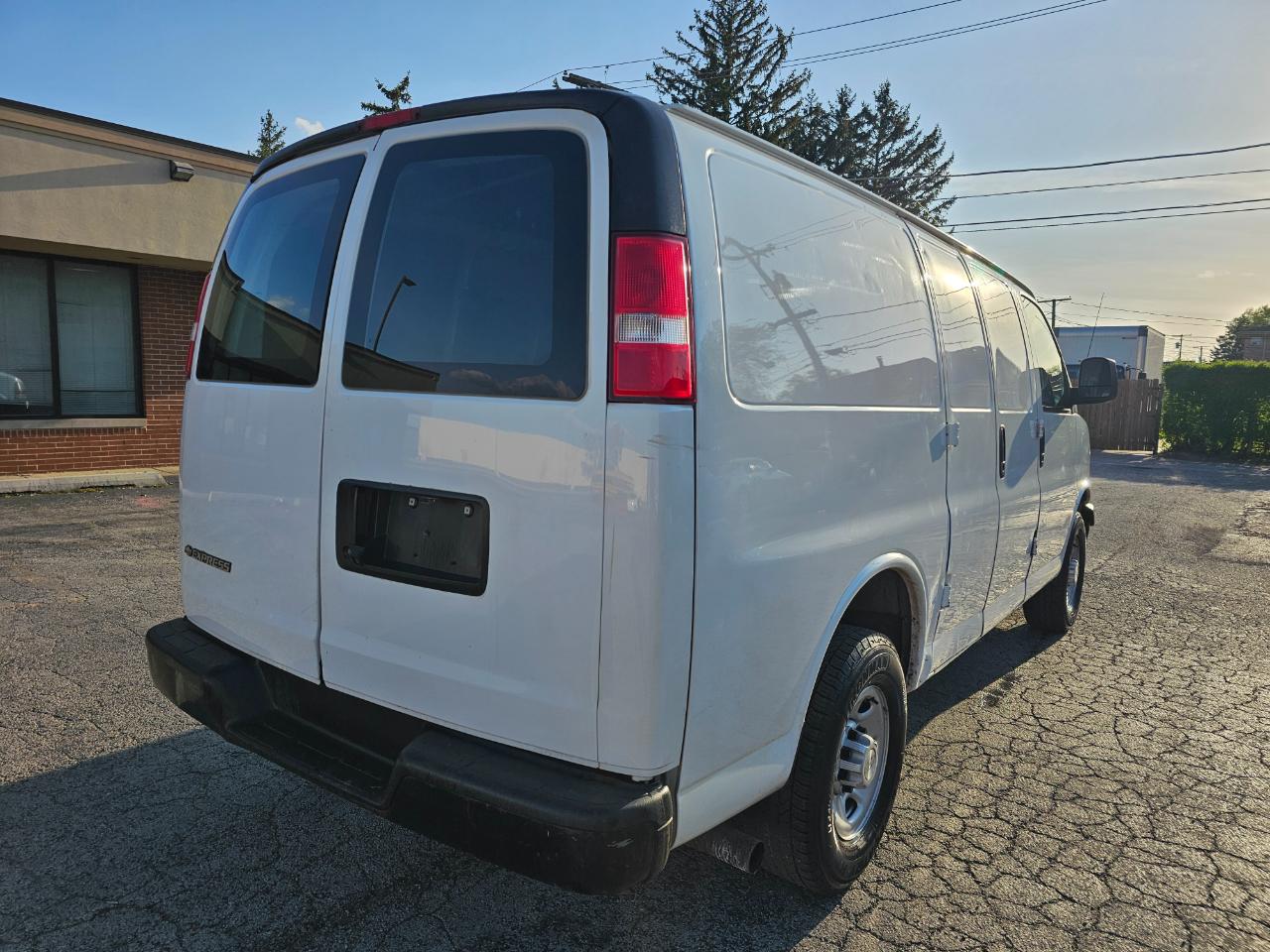 Chevrolet Express Cargo Van RWD 2500 135" 2019