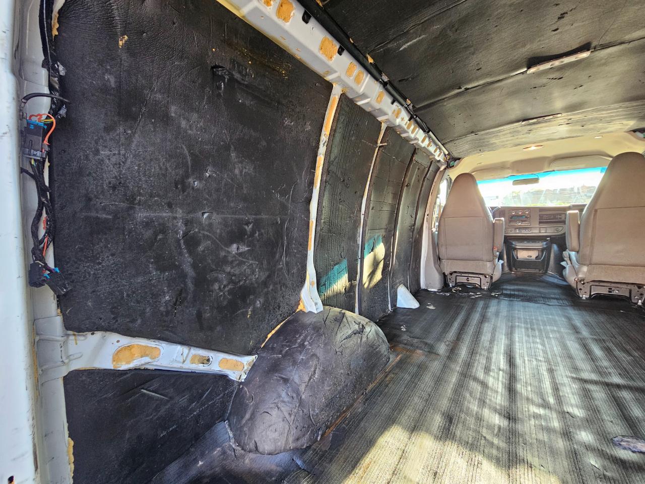 Chevrolet Express Cargo Van RWD 2500 135" 2019