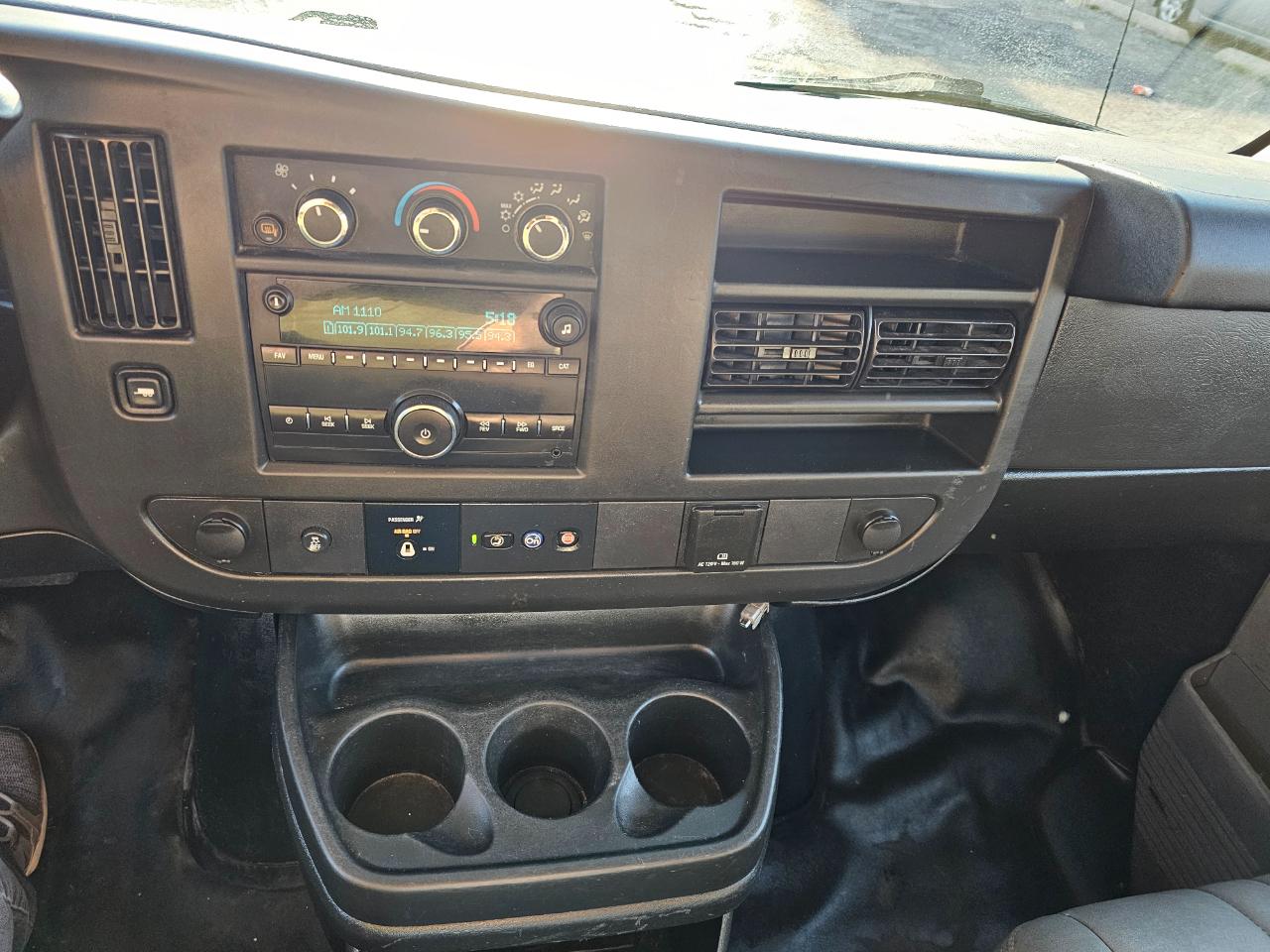 Chevrolet Express Cargo Van RWD 2500 135" 2019