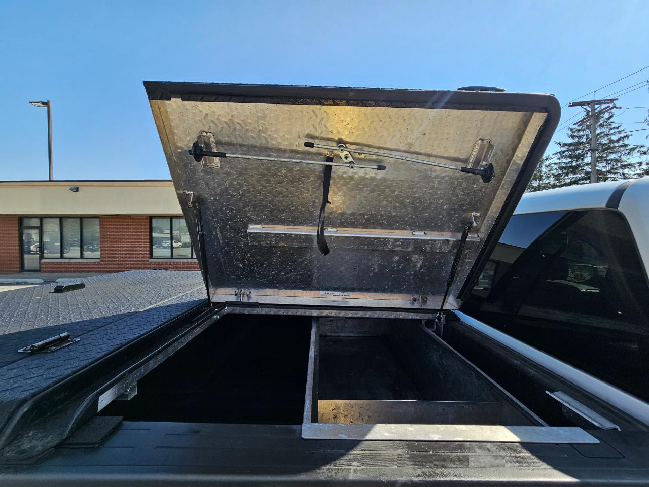 GMC Sierra 1500 4WD Double Cab 143.5" 2017