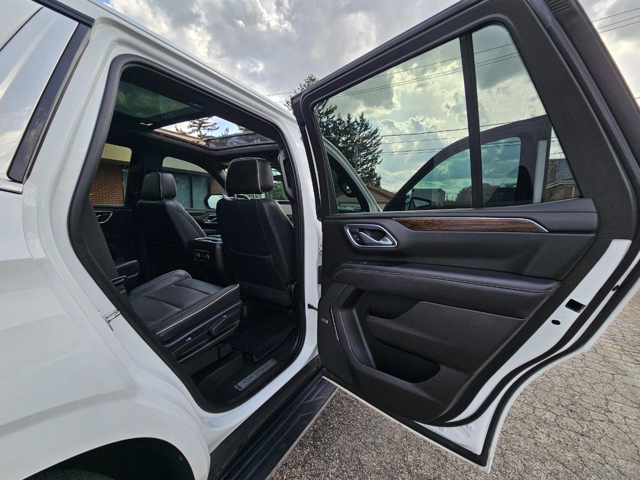 Chevrolet Tahoe 4WD 4dr Premier 2021