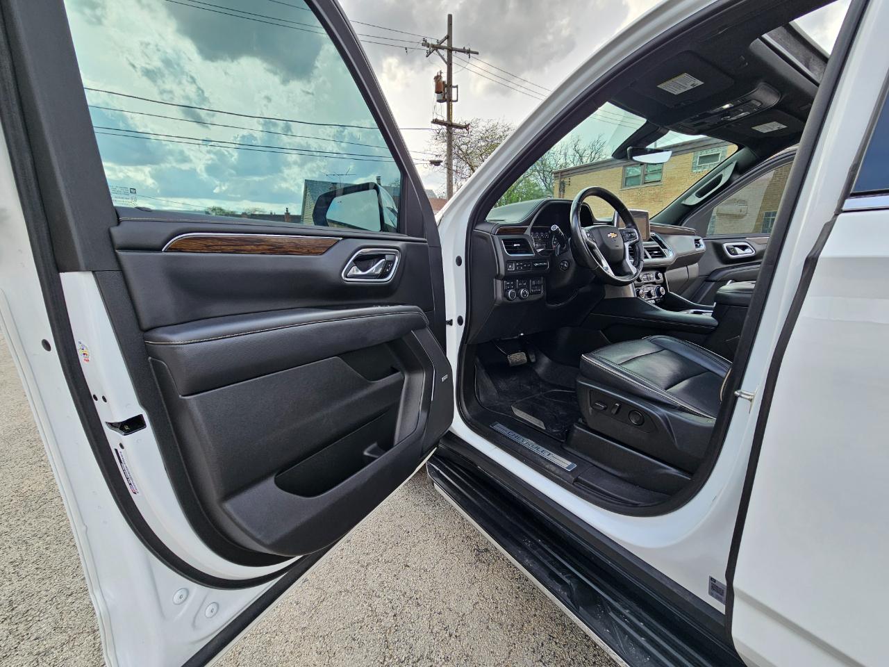 Chevrolet Tahoe 4WD 4dr Premier 2021