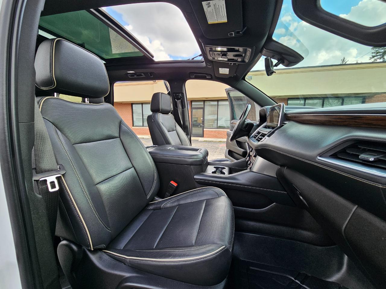 Chevrolet Tahoe 4WD 4dr Premier 2021