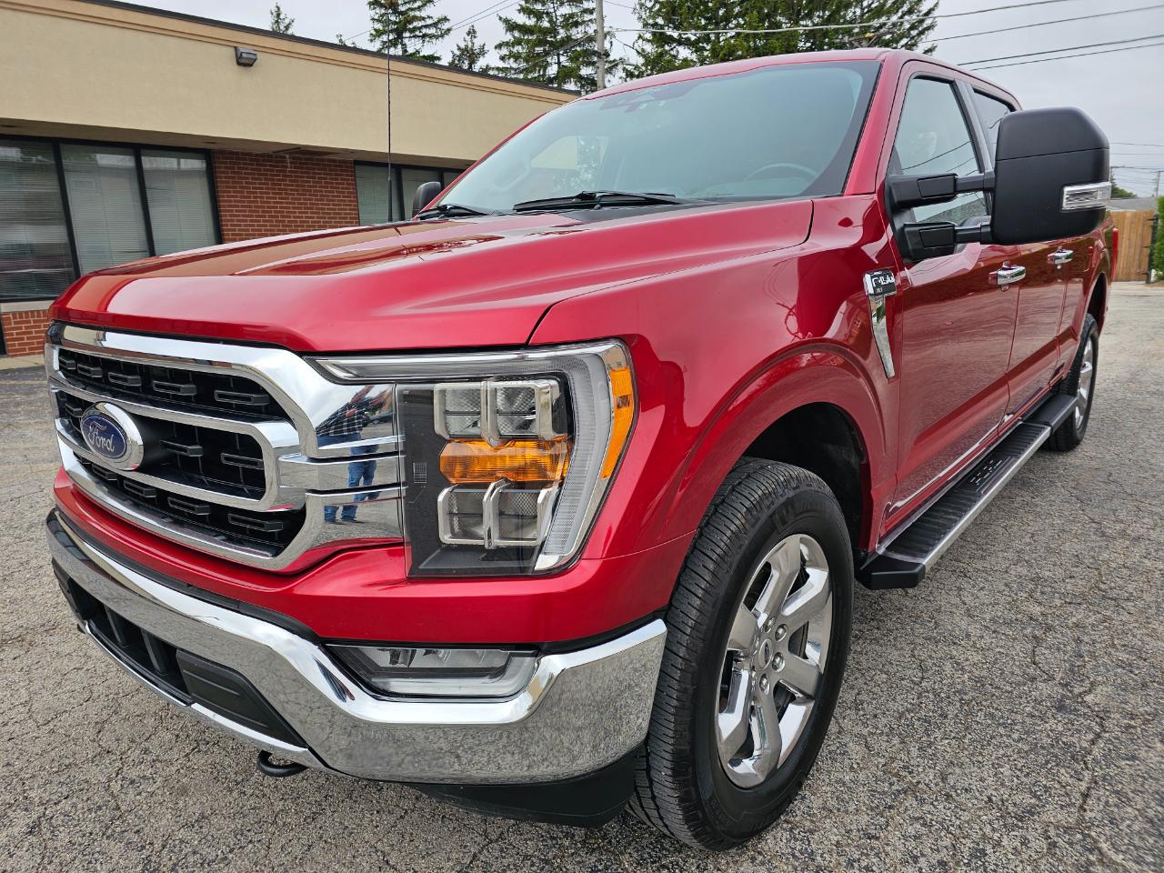 Ford F-150 4WD SuperCrew 157" XLT w/HD Payload Pkg 2022