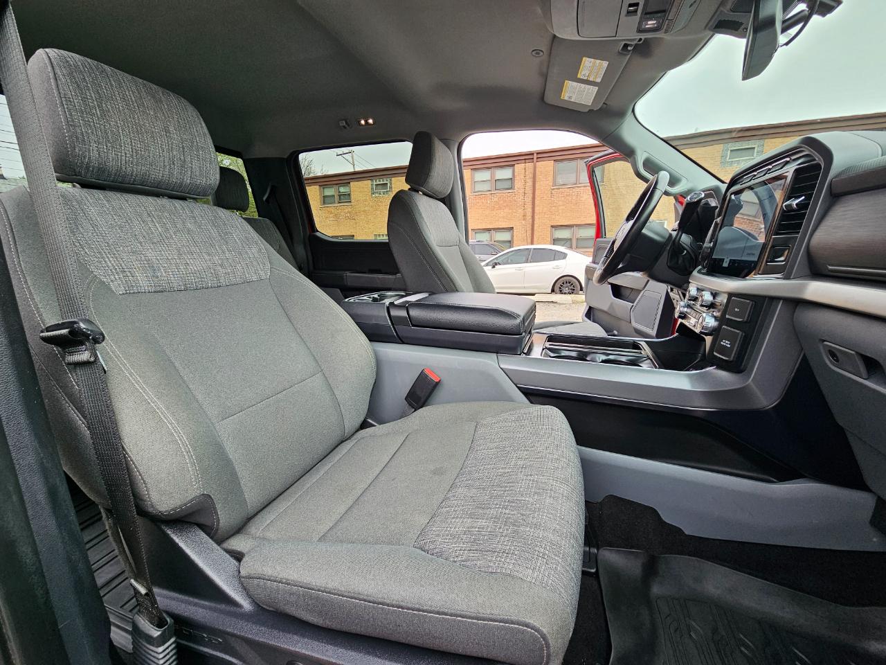 Ford F-150 4WD SuperCrew 157" XLT w/HD Payload Pkg 2022