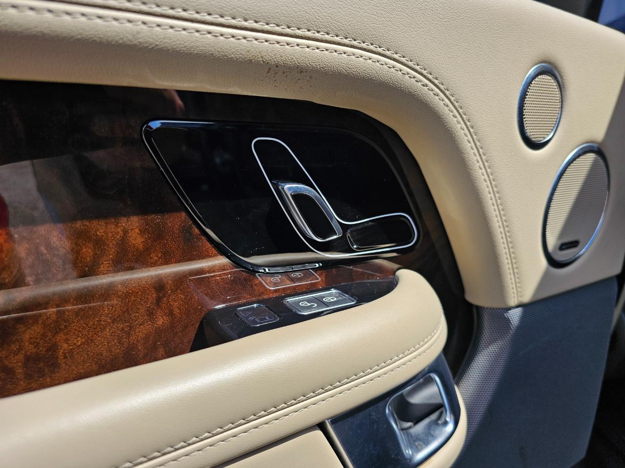 Land Rover Range Rover V8 Supercharged SWB 2019