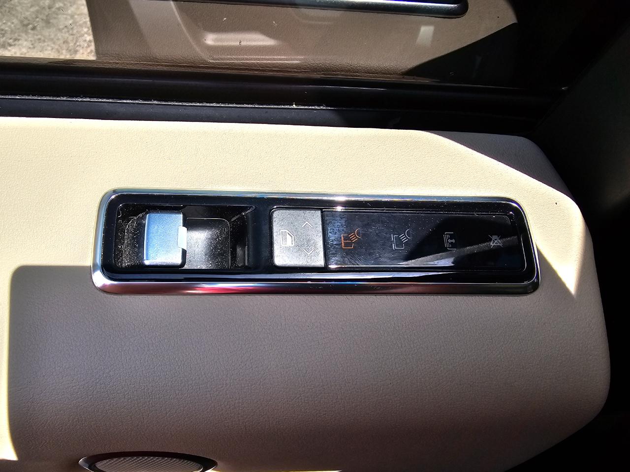 Land Rover Range Rover V8 Supercharged SWB 2019