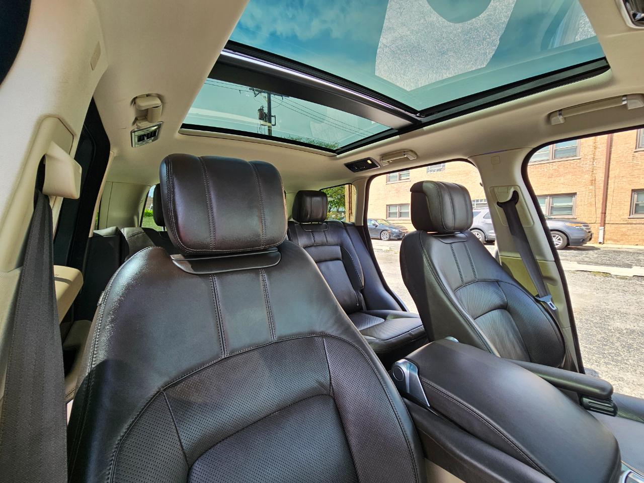 Land Rover Range Rover V8 Supercharged SWB 2019