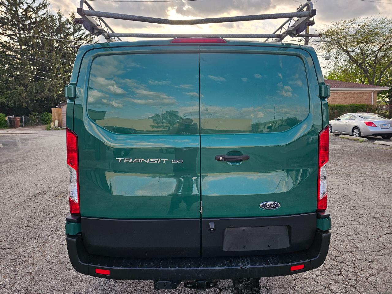 Ford Transit Cargo Van T-150 130" Low Rf 8670 GVWR RWD 2020