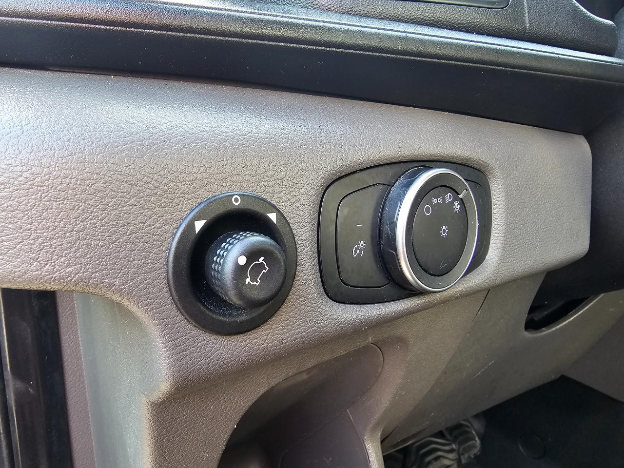 Ford Transit Cargo Van T-150 130" Low Rf 8670 GVWR RWD 2020