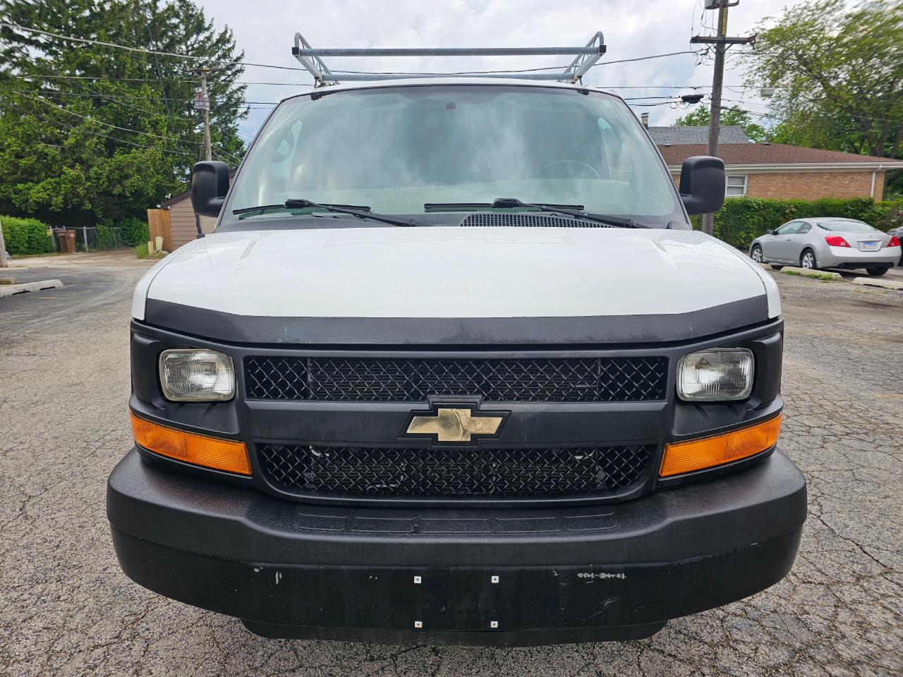 Chevrolet Express Cargo Van RWD 3500 155" 2015