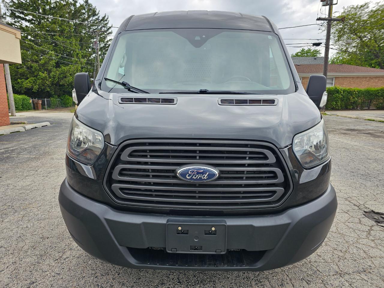 Ford Transit Cargo Van T-250 148" Med Rf 9000 GVWR Sliding RH Dr 2015