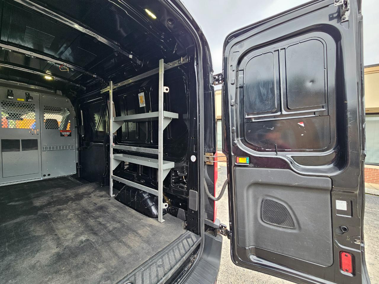 Ford Transit Cargo Van T-250 148" Med Rf 9000 GVWR Sliding RH Dr 2015