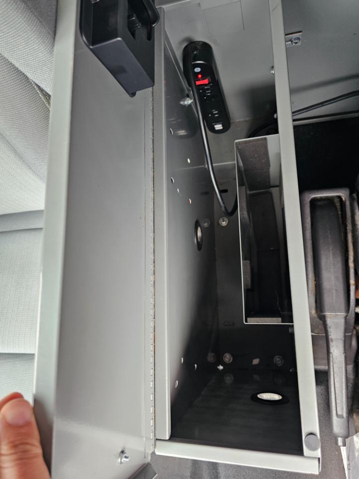 Ford Transit Cargo Van T-250 148" Med Rf 9000 GVWR Sliding RH Dr 2015