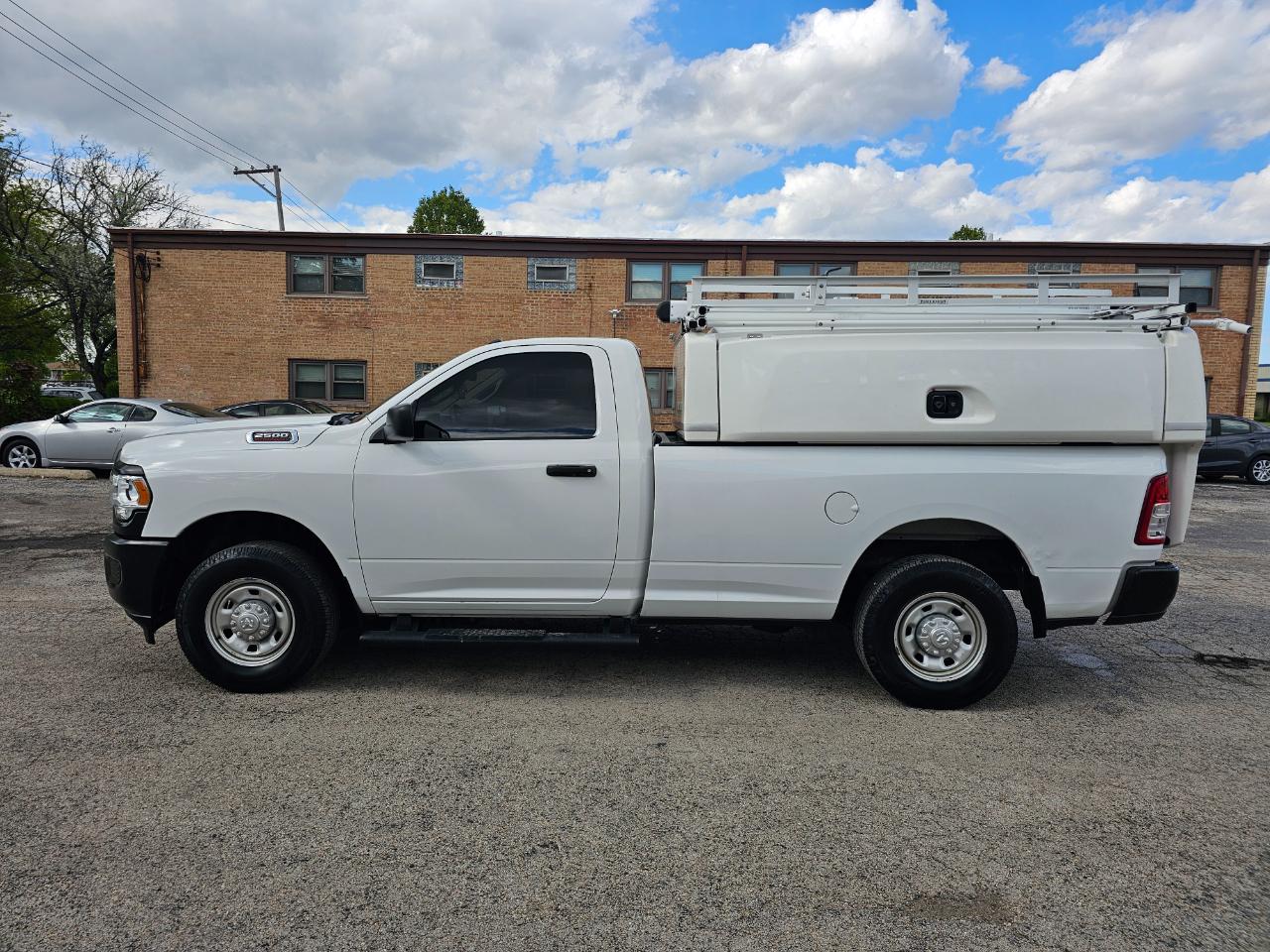 RAM 2500 Tradesman 4x2 Reg Cab 8' Box 2020