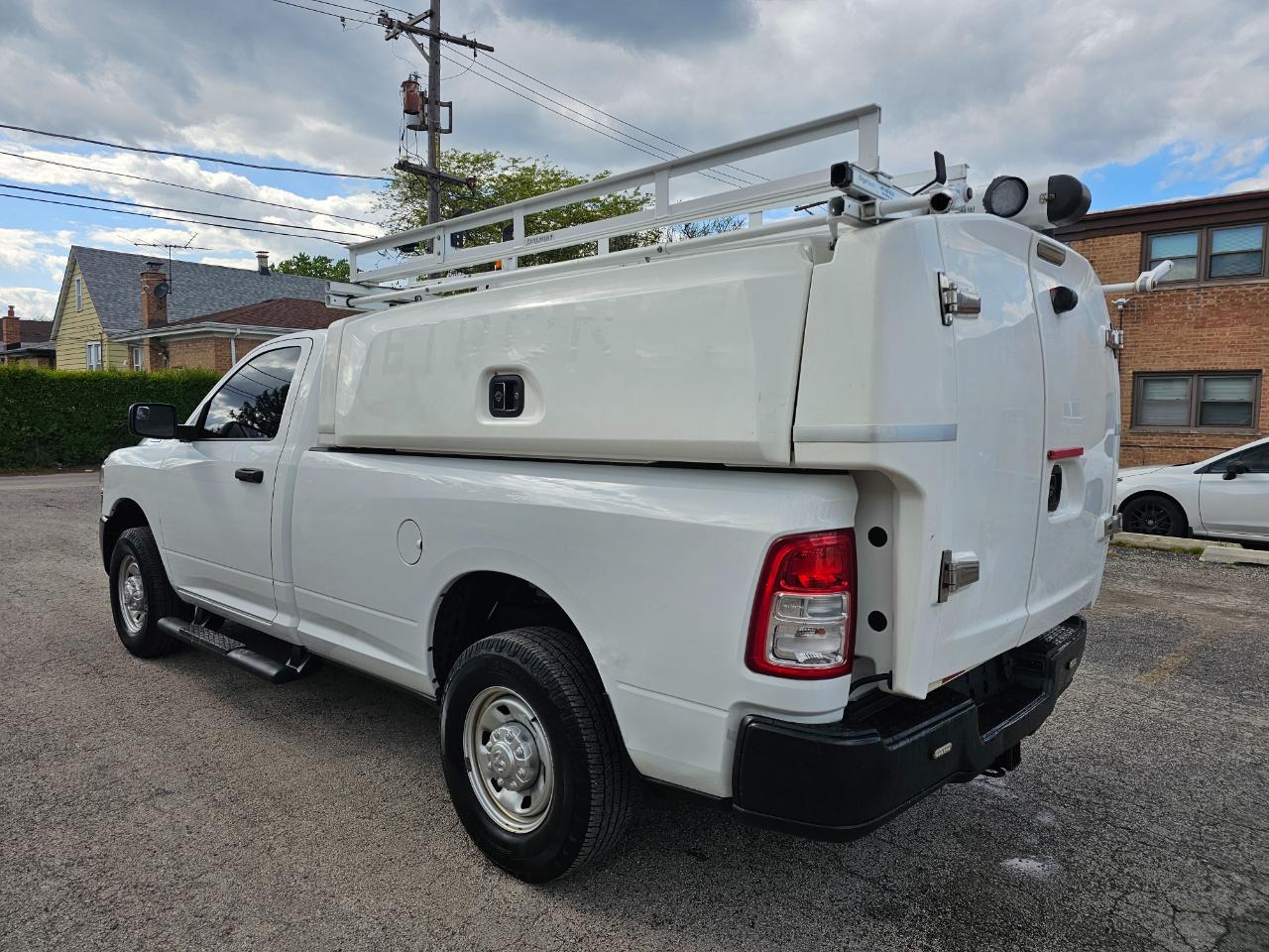 RAM 2500 Tradesman 4x2 Reg Cab 8' Box 2020