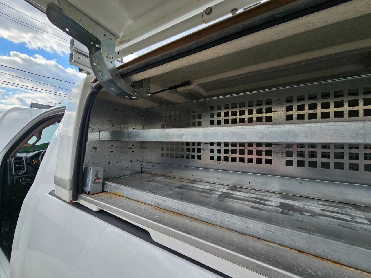 RAM 2500 Tradesman 4x2 Reg Cab 8' Box 2020