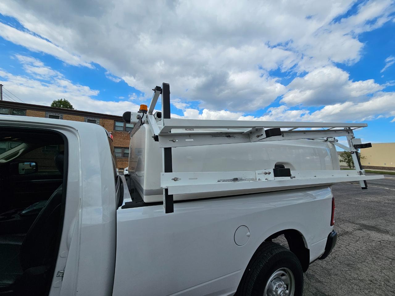 RAM 2500 Tradesman 4x2 Reg Cab 8' Box 2020