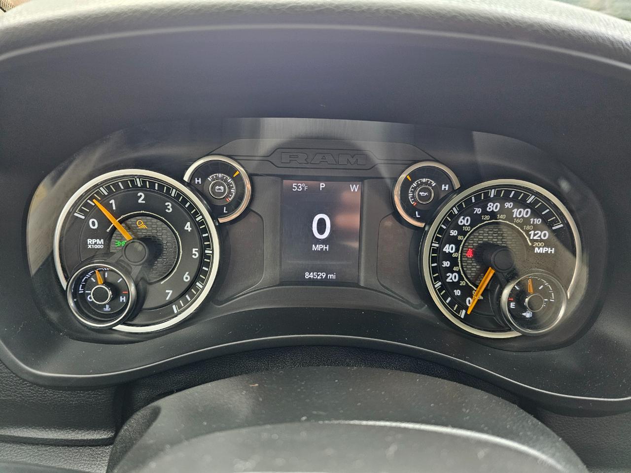 RAM 2500 Tradesman 4x2 Reg Cab 8' Box 2020