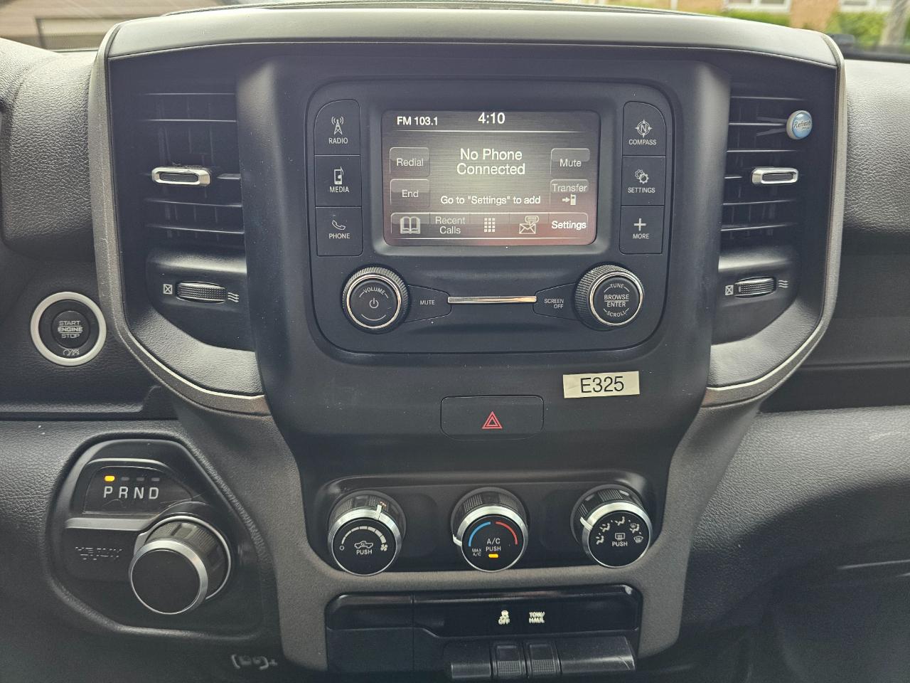 RAM 2500 Tradesman 4x2 Reg Cab 8' Box 2020