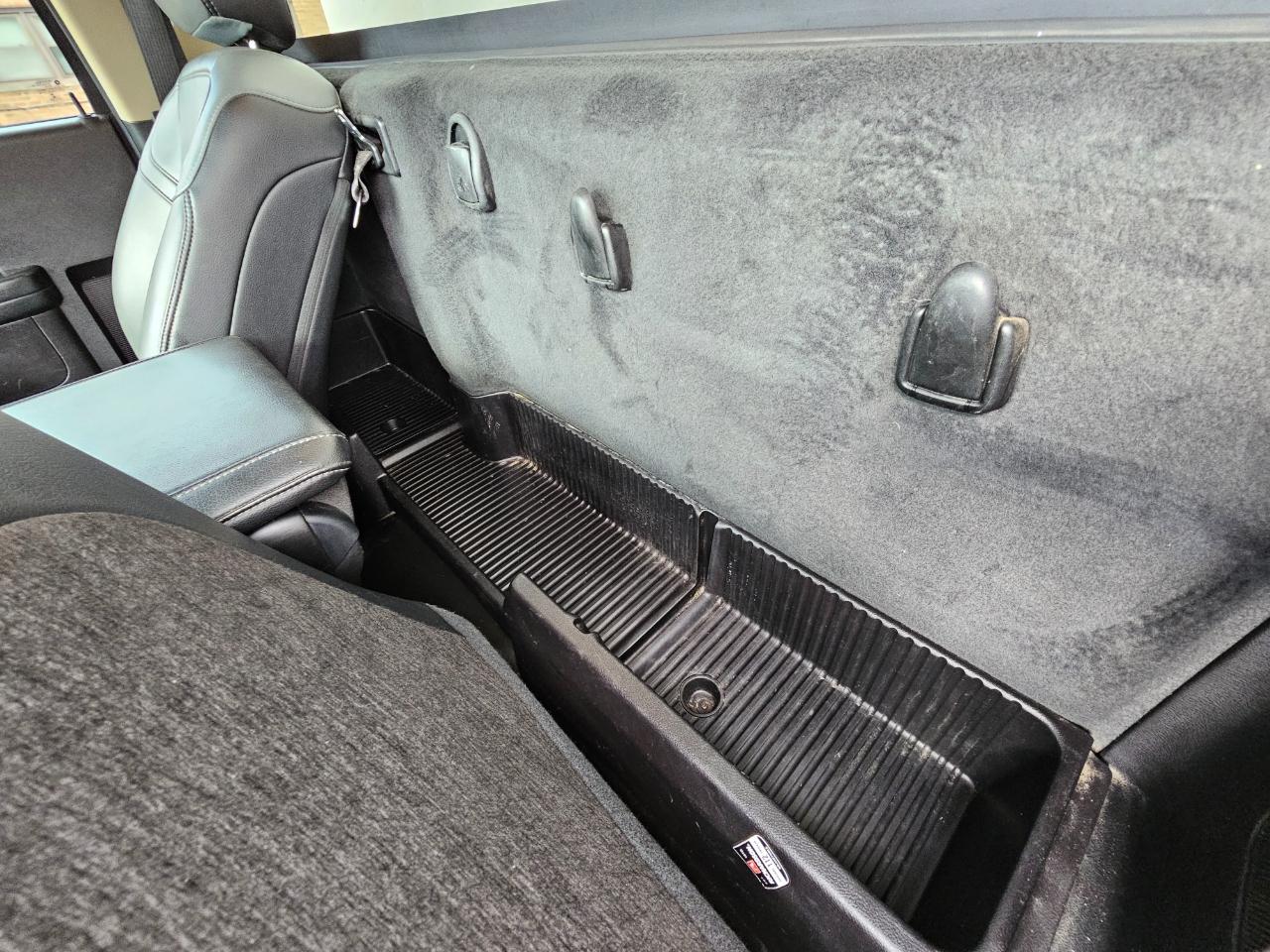 RAM 2500 Tradesman 4x2 Reg Cab 8' Box 2020