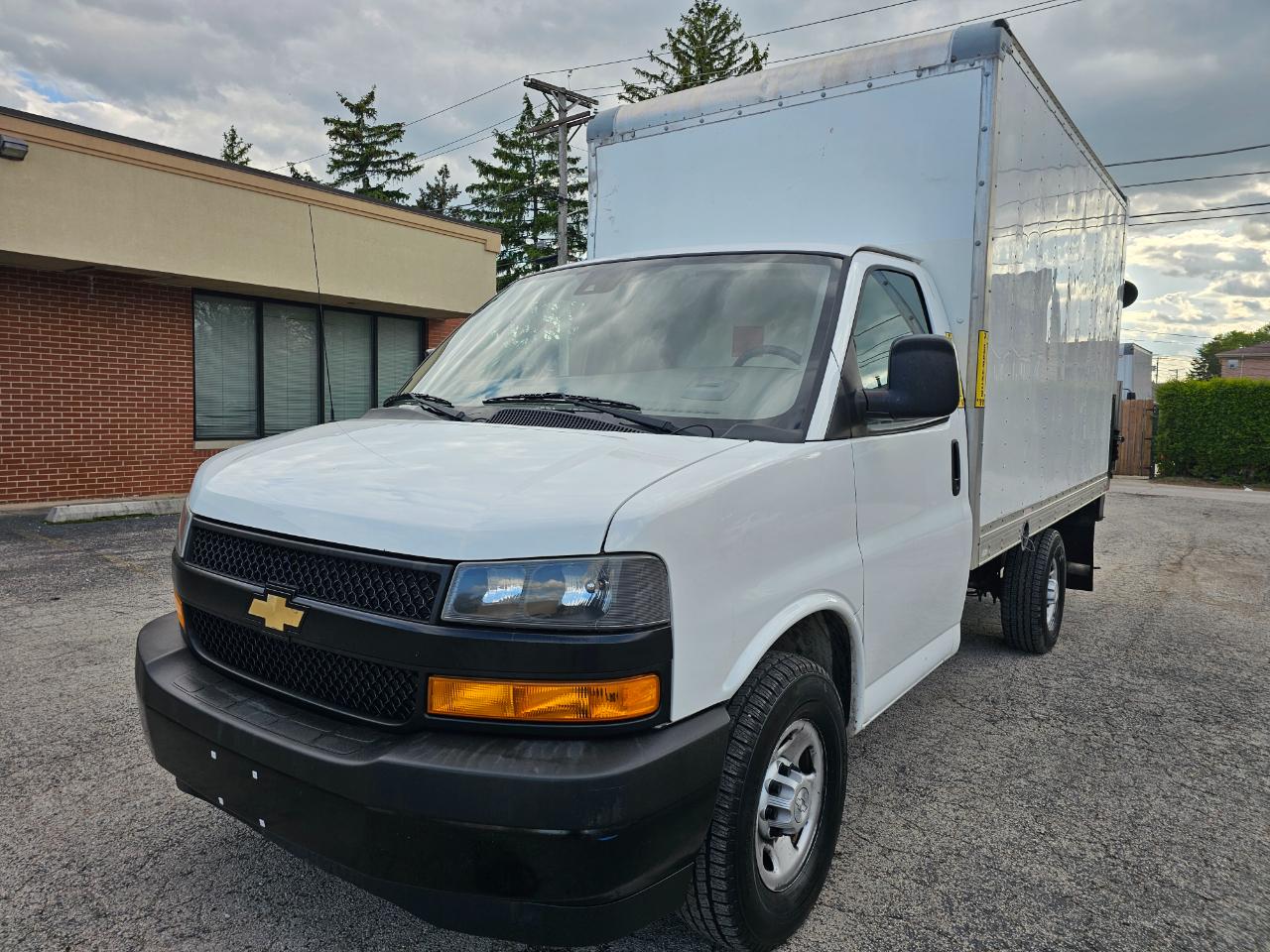 Chevrolet Express Commercial Cutaway 3500 Van 139" 2020