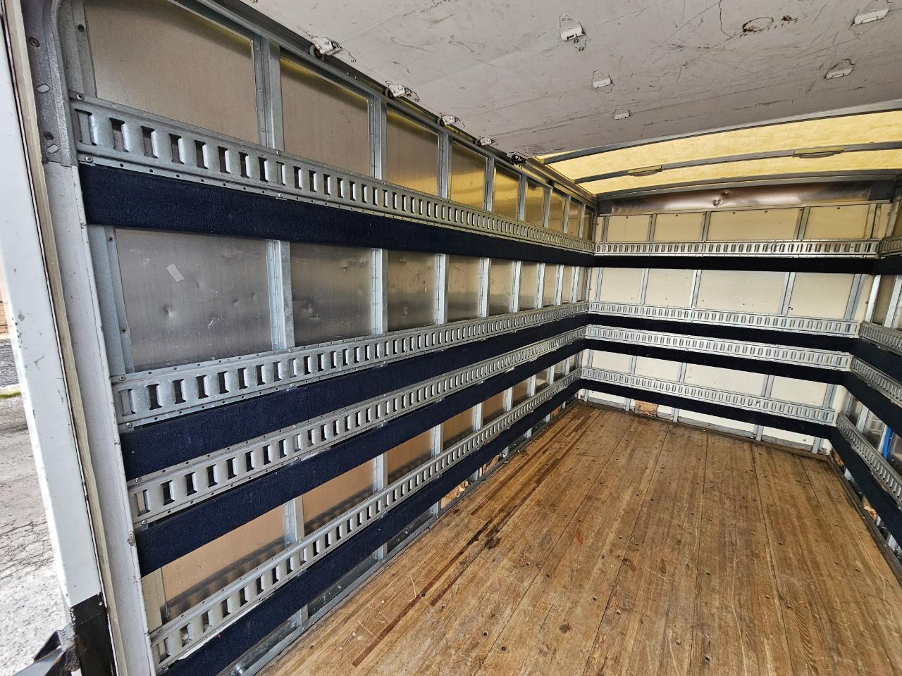 Chevrolet Express Commercial Cutaway 3500 Van 139" 2020