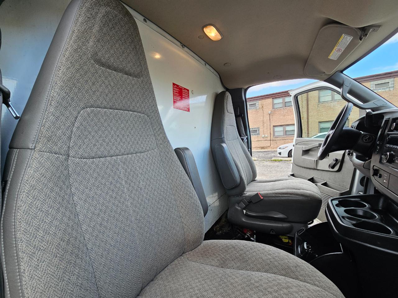 Chevrolet Express Commercial Cutaway 3500 Van 139" 2020