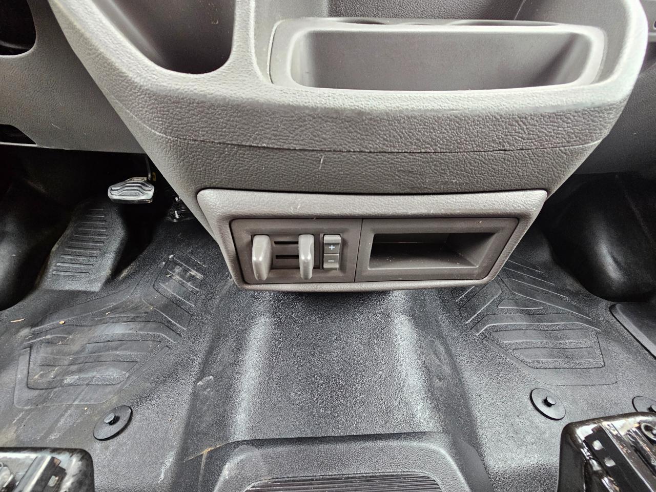 Ford Transit Cargo Van T-250 130" Med Rf 9070 GVWR AWD 2023