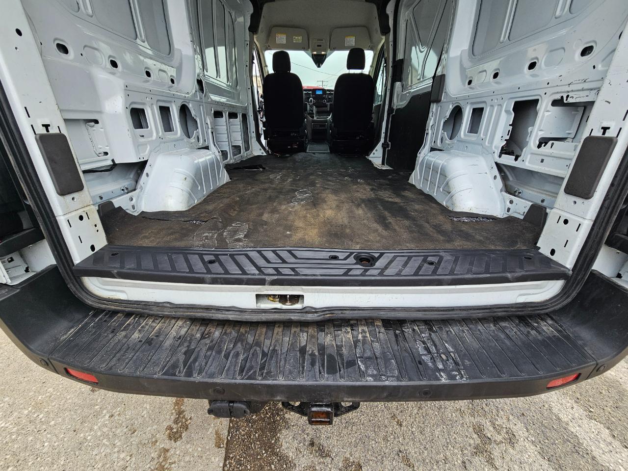 Ford Transit Cargo Van T-250 130" Med Rf 9070 GVWR AWD 2023