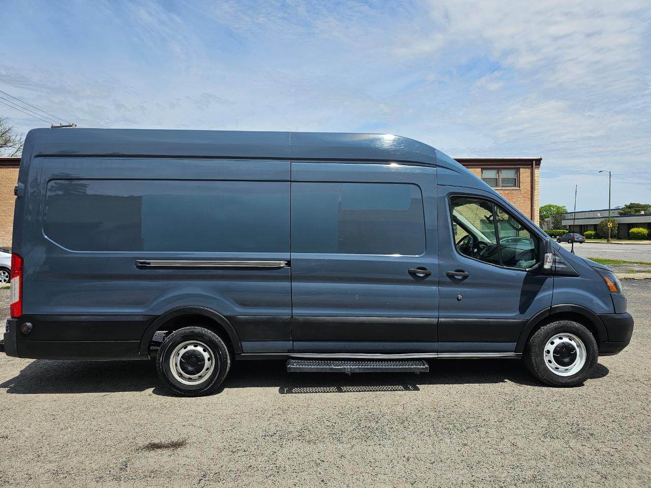 Ford Transit Van T-250 148" EL Hi Rf 9000 GVWR Sliding RH Dr 2019