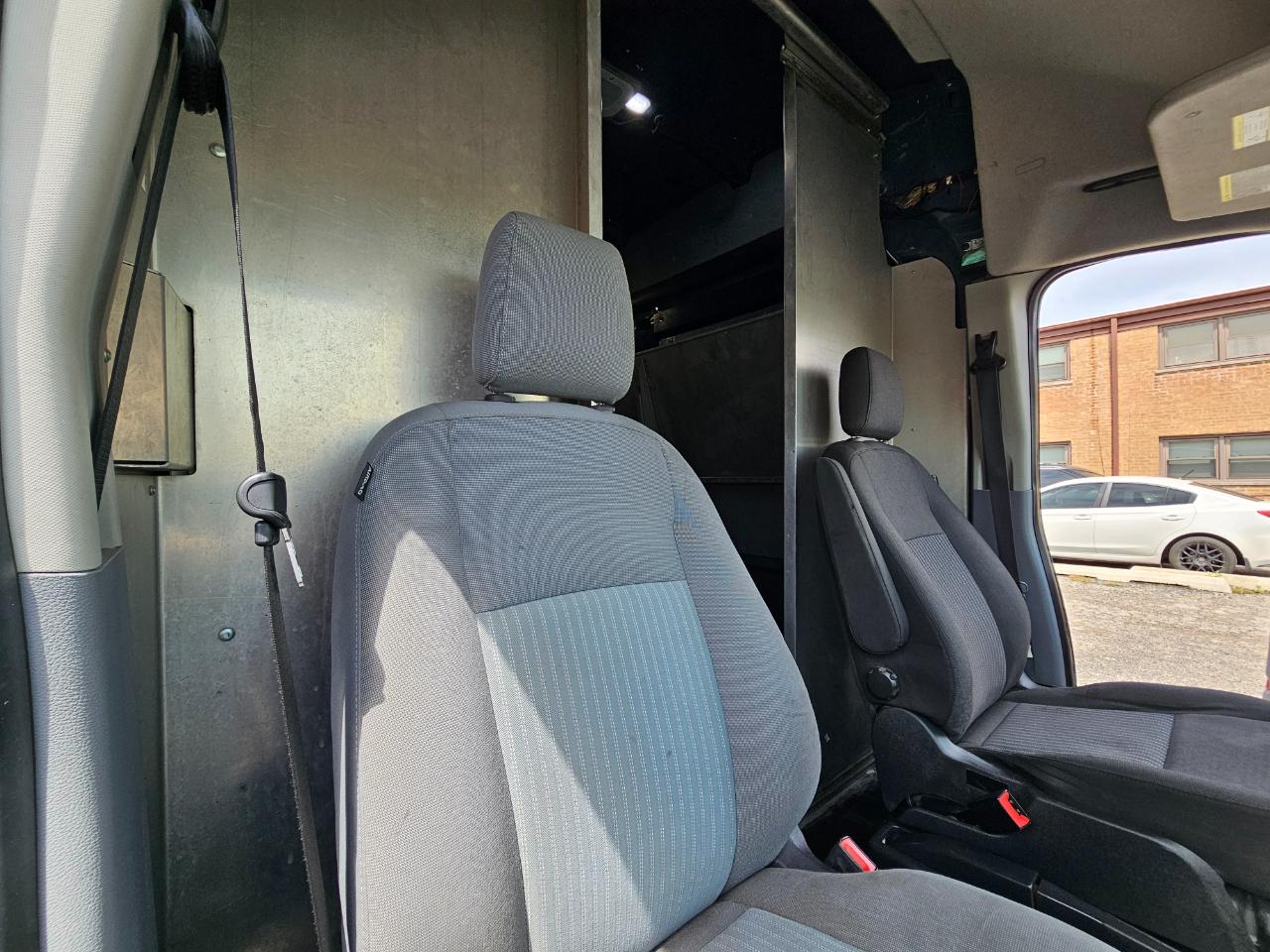 Ford Transit Van T-250 148" EL Hi Rf 9000 GVWR Sliding RH Dr 2019