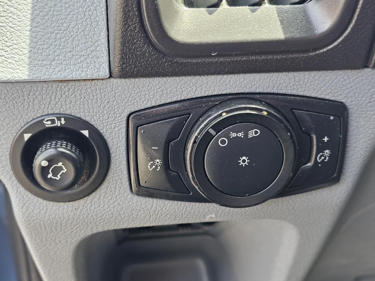 Ford Transit Van T-250 148" EL Hi Rf 9000 GVWR Sliding RH Dr 2019