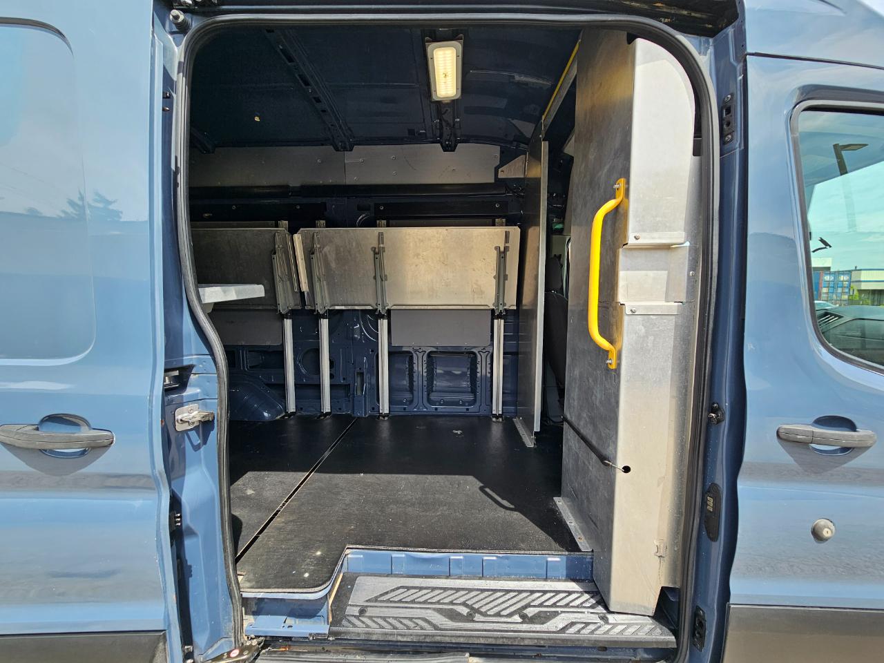 Ford Transit Van T-250 148" EL Hi Rf 9000 GVWR Sliding RH Dr 2019