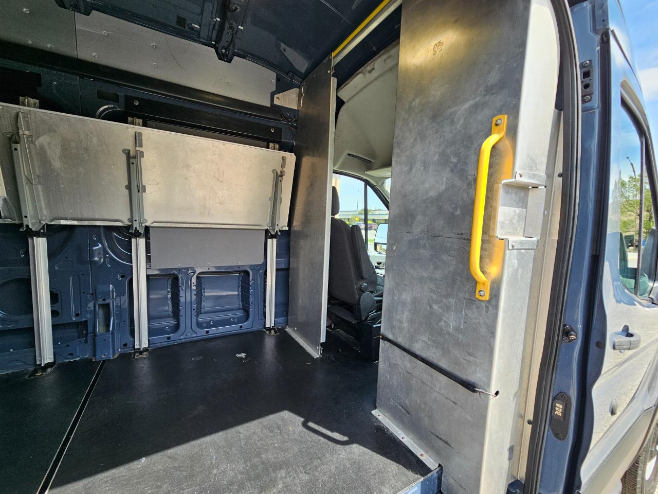 Ford Transit Van T-250 148" EL Hi Rf 9000 GVWR Sliding RH Dr 2019