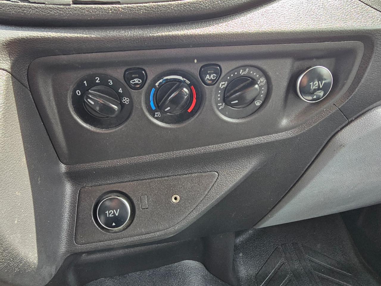 Ford Transit Van T-250 148" EL Hi Rf 9000 GVWR Sliding RH Dr 2019