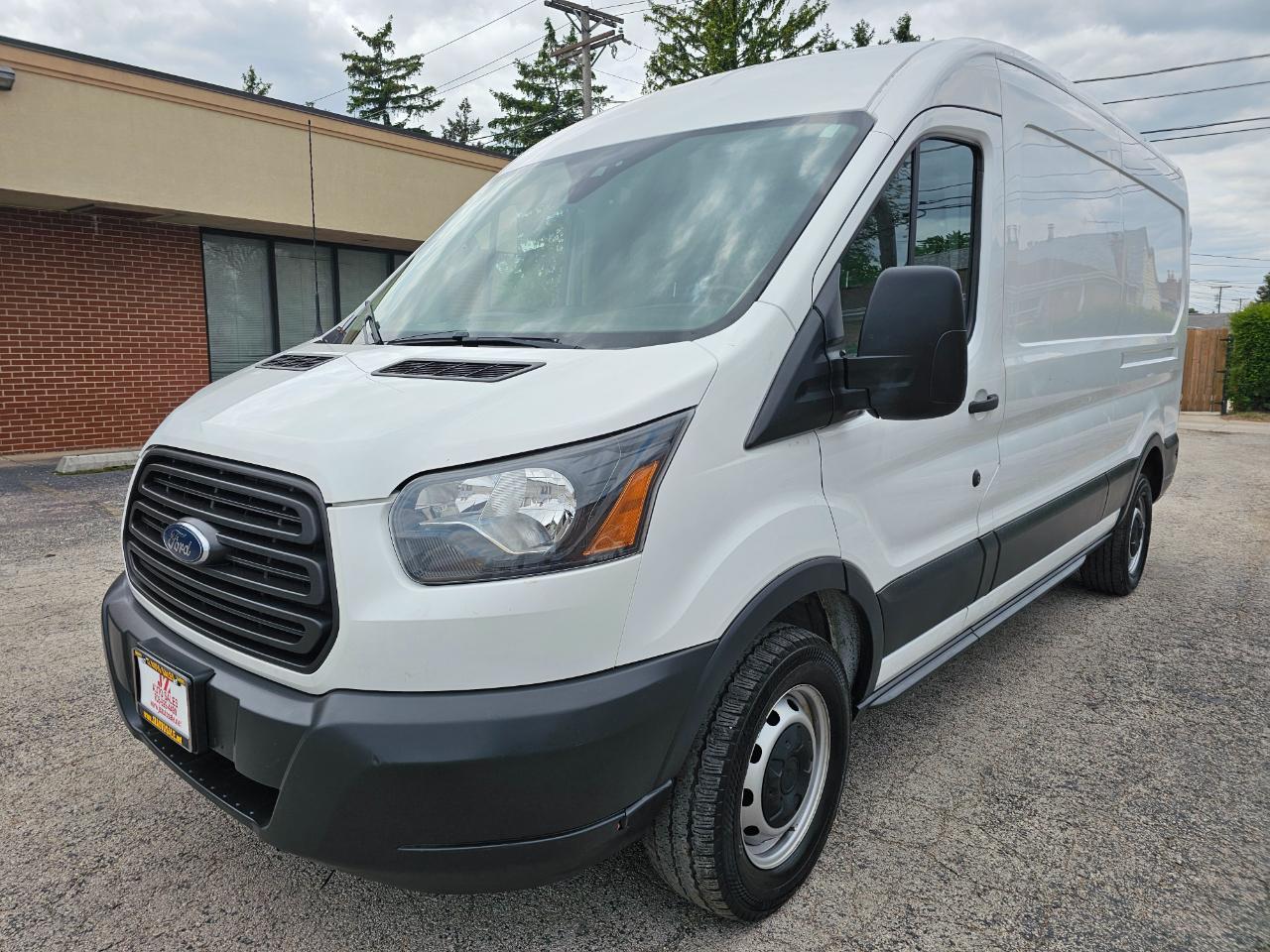 Ford Transit Van T-250 148" Med Rf 9000 GVWR Sliding RH Dr 2017