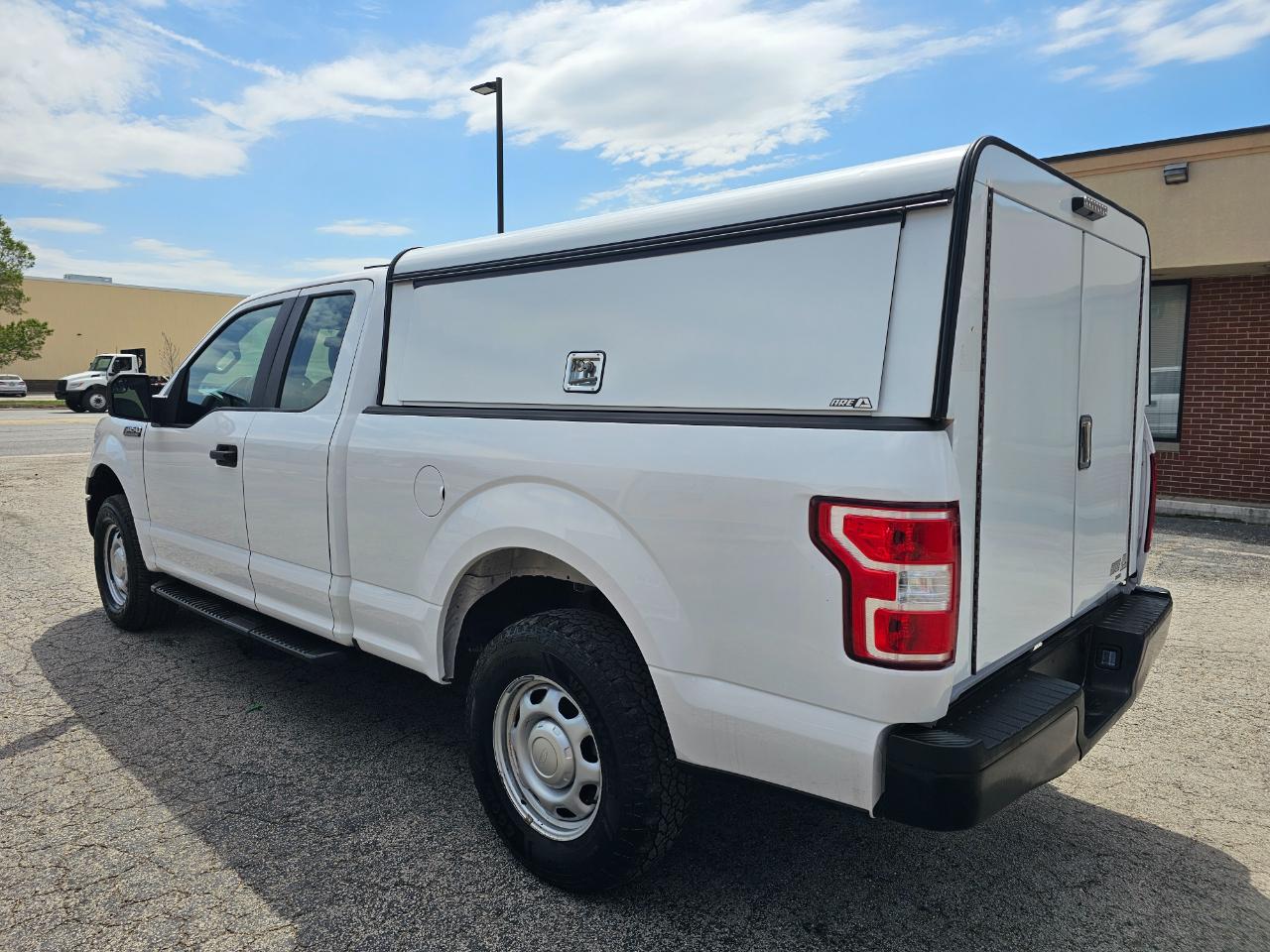 Ford F-150 4WD SuperCrew 157" XL w/HD Payload Pkg 2020