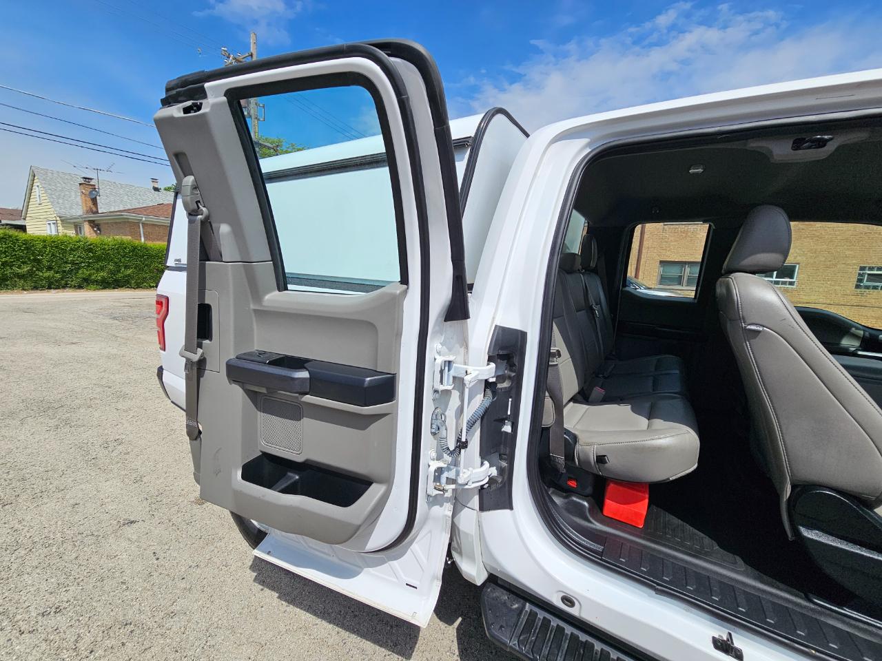Ford F-150 4WD SuperCrew 157" XL w/HD Payload Pkg 2020