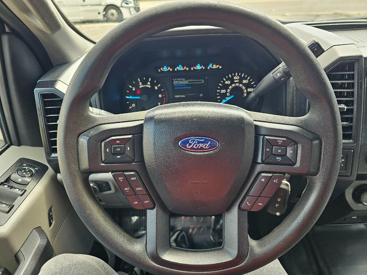 Ford F-150 4WD SuperCrew 157" XL w/HD Payload Pkg 2020
