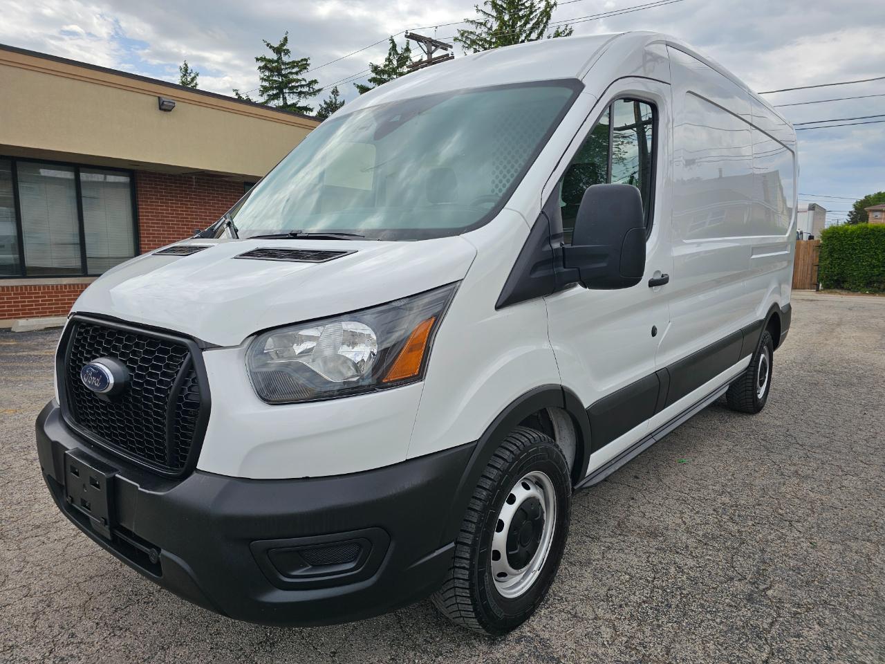 Ford Transit Cargo Van T-250 148" Med Rf 9150 GVWR RWD 2021