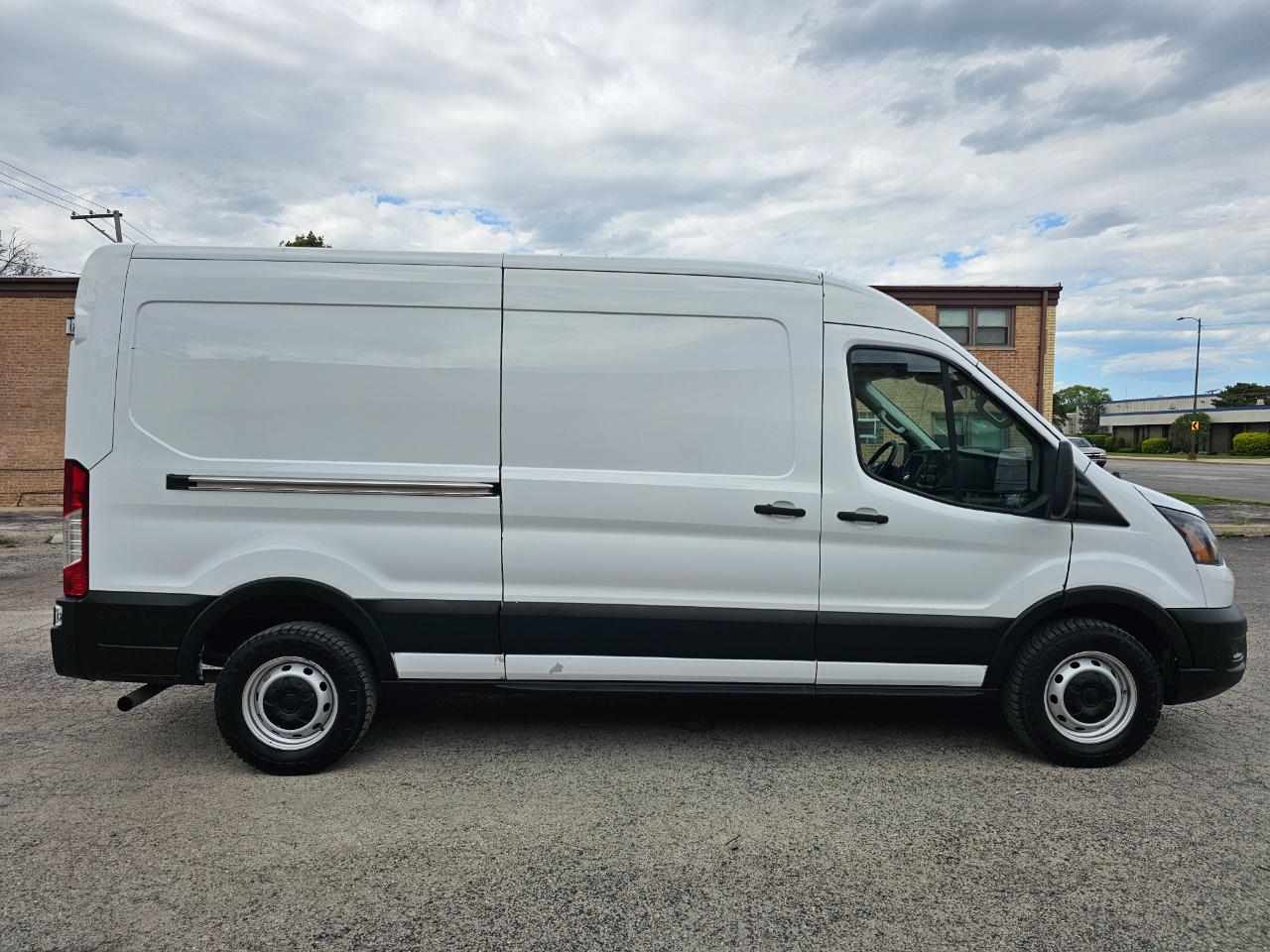 Ford Transit Cargo Van T-250 148" Med Rf 9150 GVWR RWD 2021