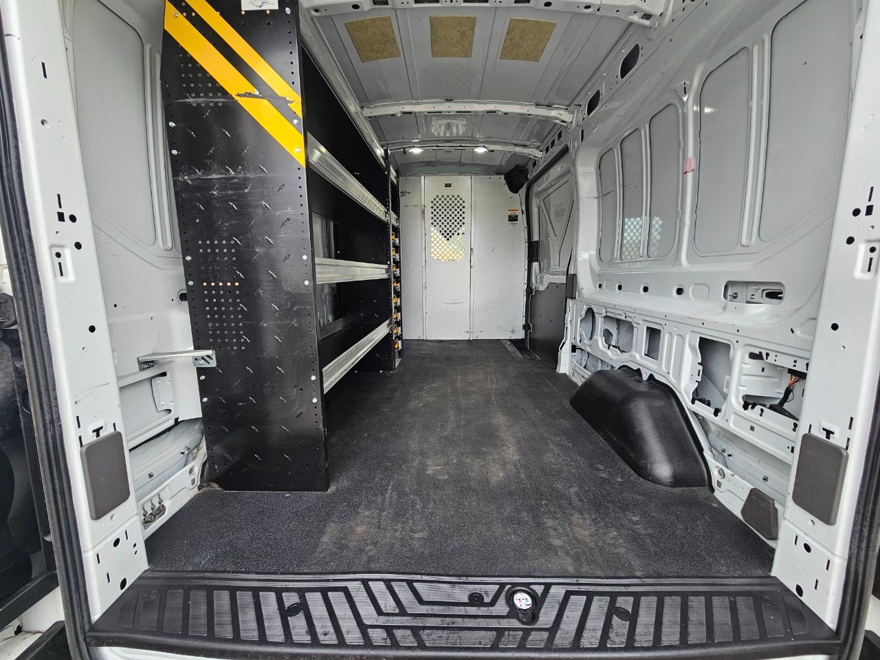 Ford Transit Cargo Van T-250 148" Med Rf 9150 GVWR RWD 2021