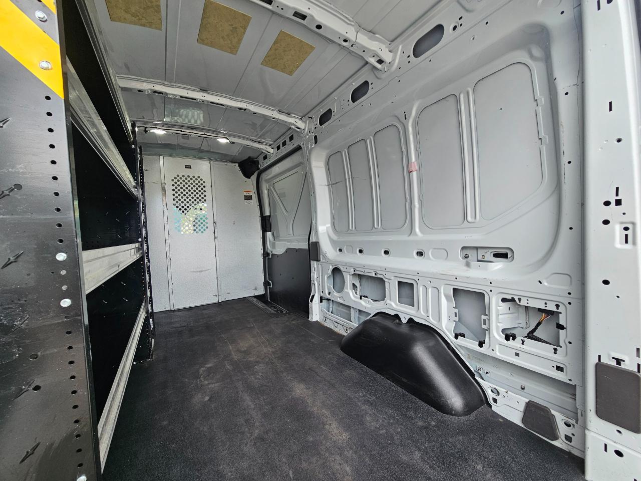 Ford Transit Cargo Van T-250 148" Med Rf 9150 GVWR RWD 2021