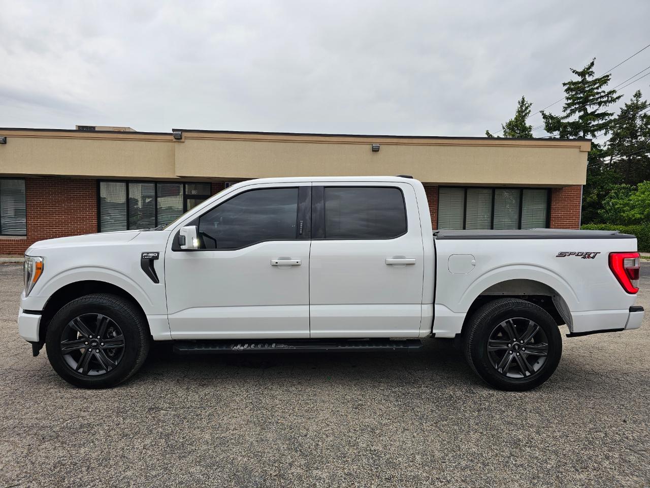 Ford F-150 Lariat 4WD SuperCrew 5.5' Box 2023