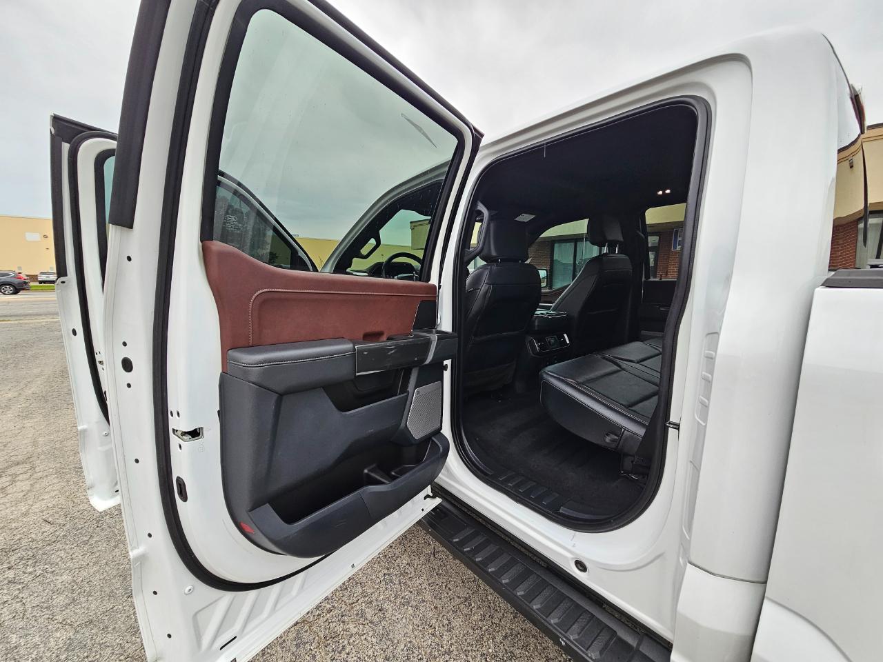 Ford F-150 Lariat 4WD SuperCrew 5.5' Box 2023